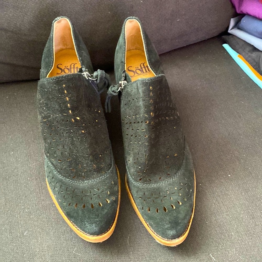 Sofft Eyelet Leather Booties